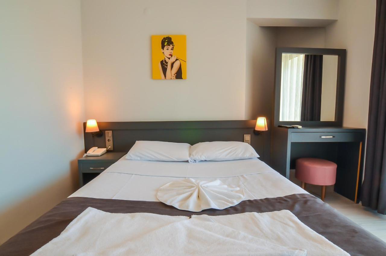 Berry Bella Hotel مرمريس المظهر الخارجي الصورة